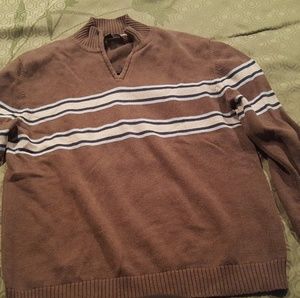 Gap sweater